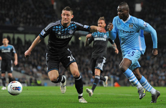 地轻松且充 地轻松且充